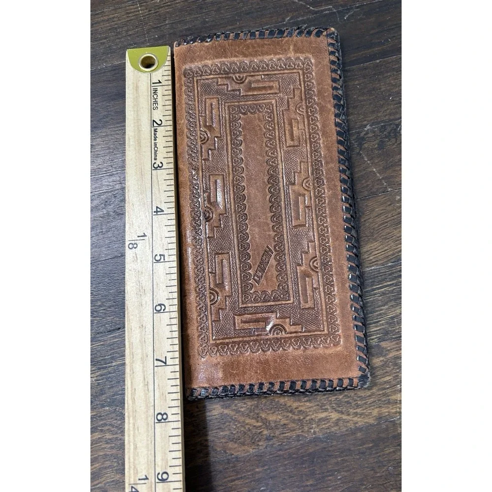 Men's  vintage hand-tooled leather wallet Genuine Leather Hand Made In Mexico